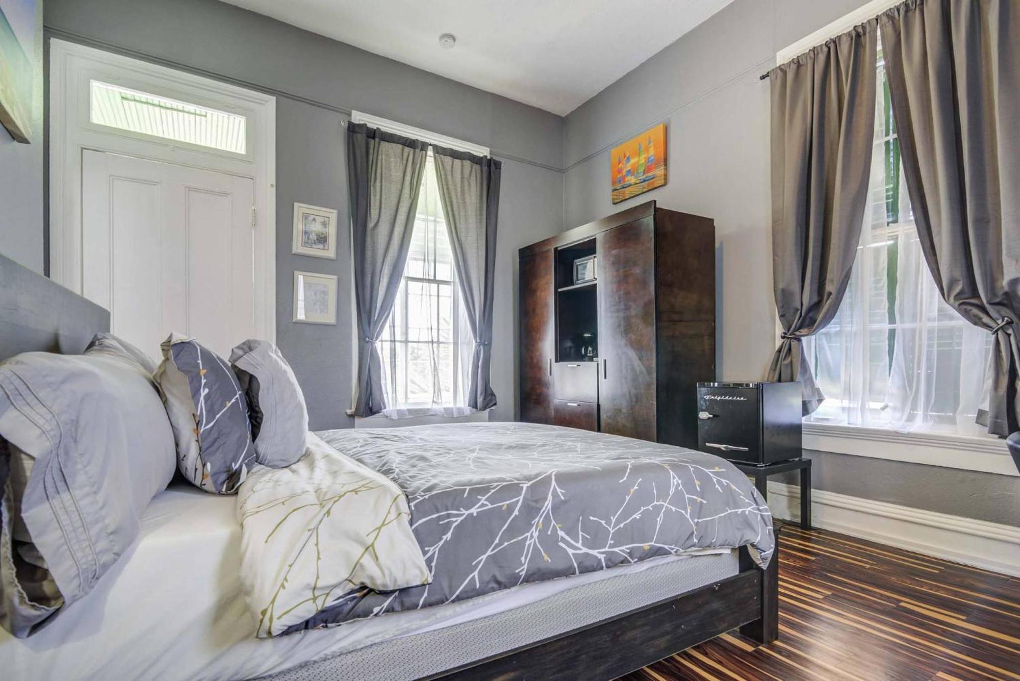 The George Manor Bed & Breakfast Galveston Exterior photo